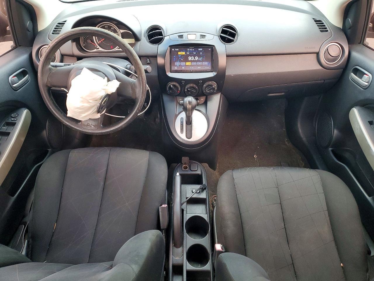 2013 Mazda 2
