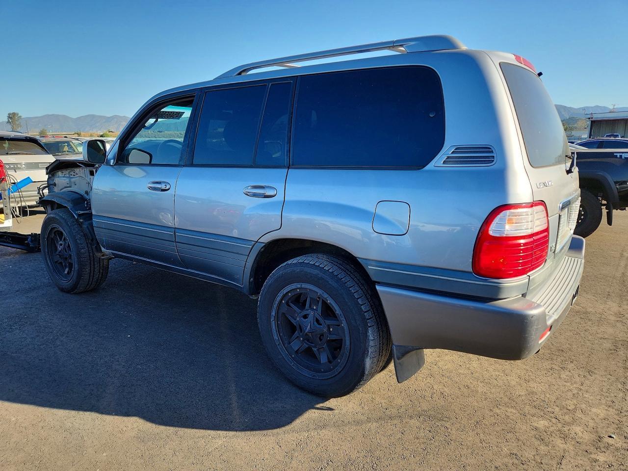 2005 Lexus Lx 470 Base