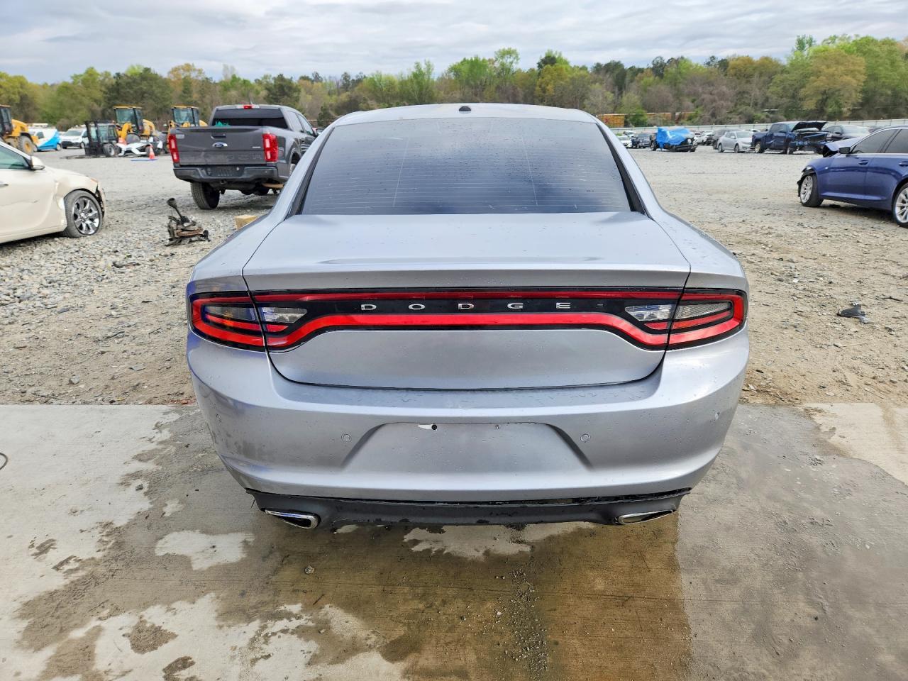 2015 Dodge Charger se