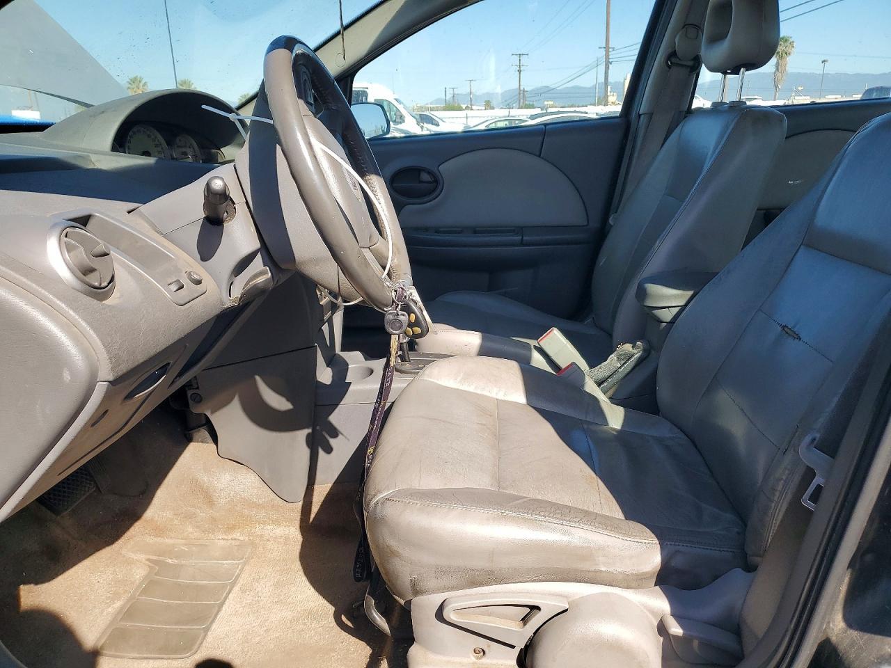 2005 Saturn Ion Level 3