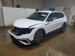 Salvage cars for sale from Copart Elgin, IL: 2023 Volkswagen Tiguan s