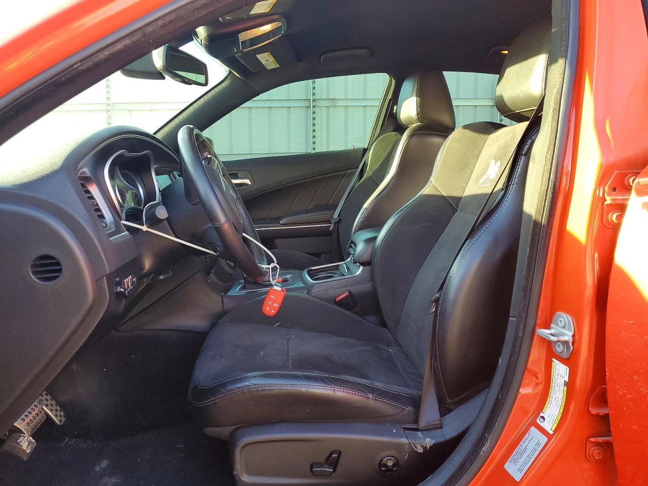 2016 Dodge Charger r