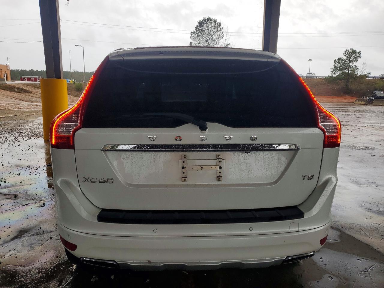 2015 Volvo Xc60 T5 Platinum