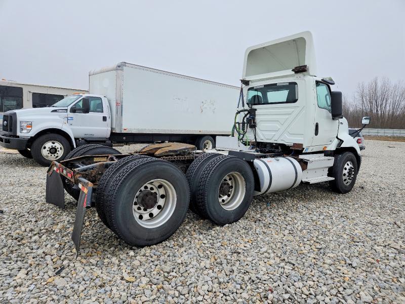 2020 International RH613