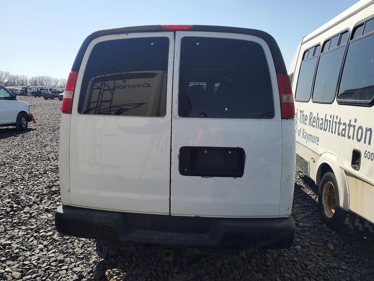 2015 Chev Rolet Express 2500 Cargo Delivery Van