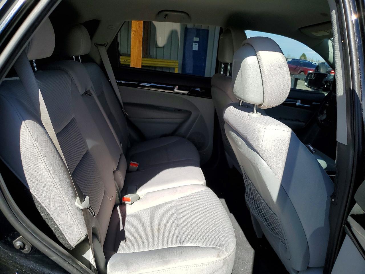 2014 KIA Sorento lx