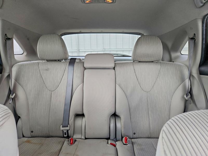 2011 Toyota Venza awd V6