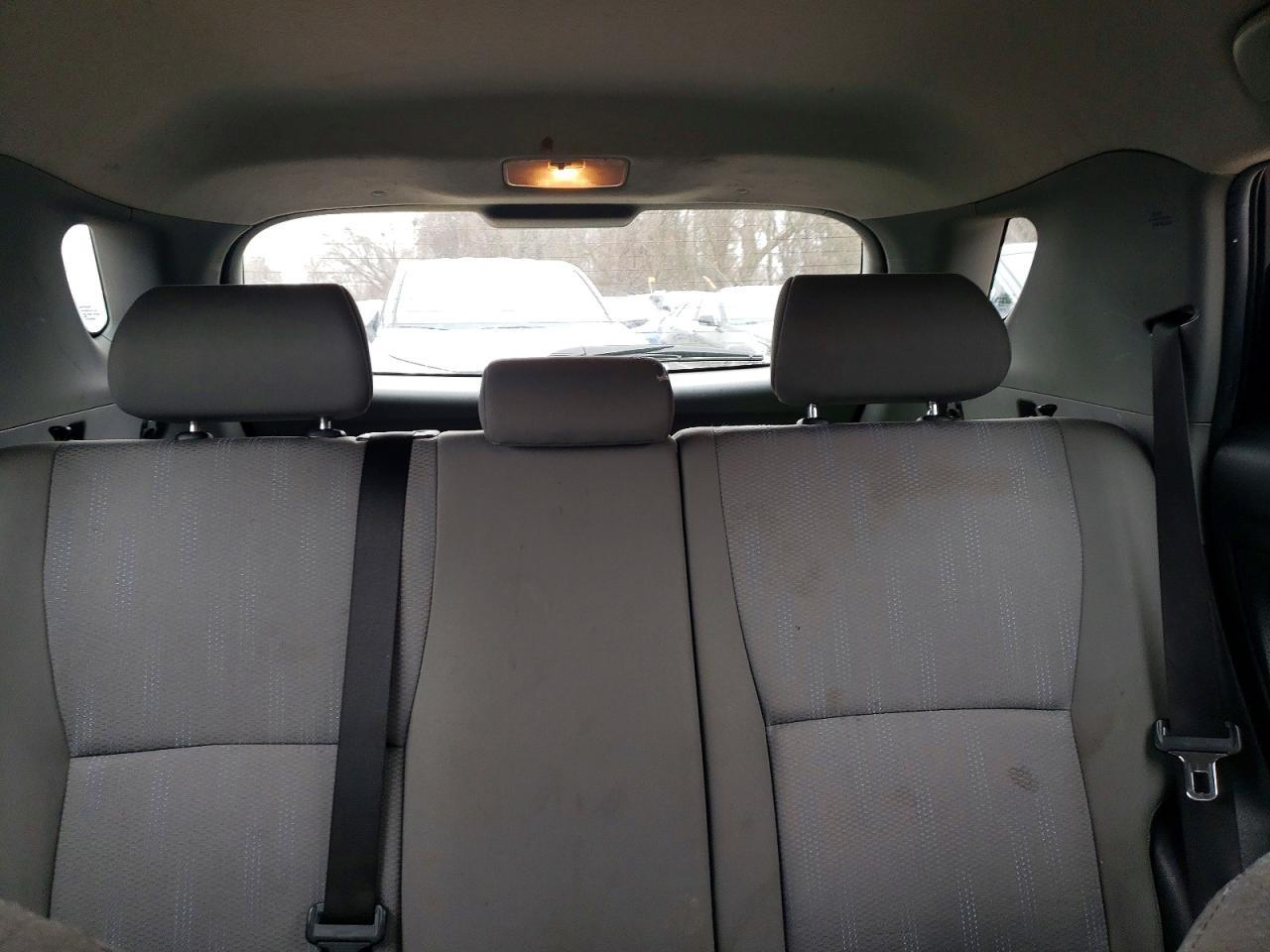 2012 Toyota Matrix l