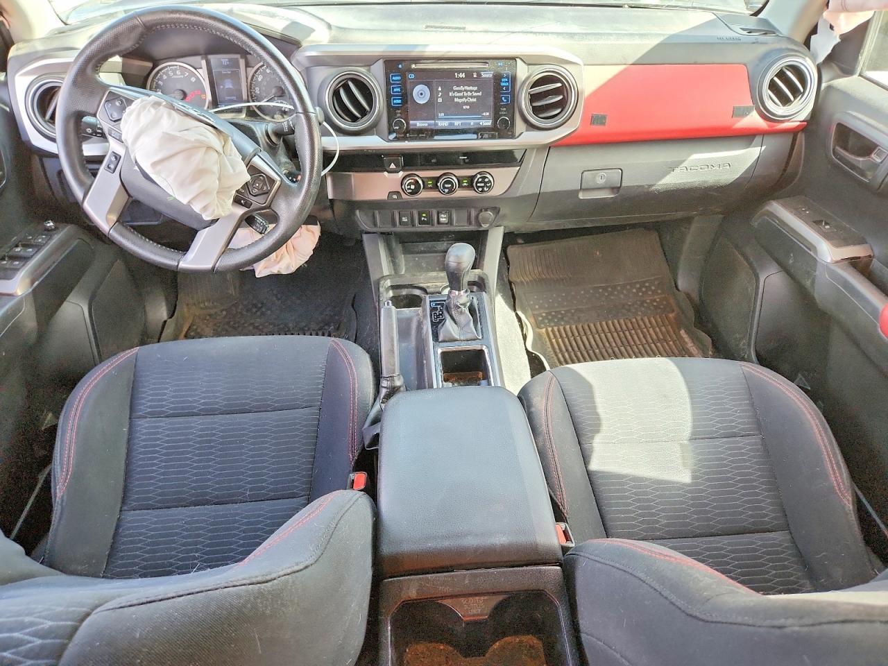 2017 Toyota Tacoma SR5 V6