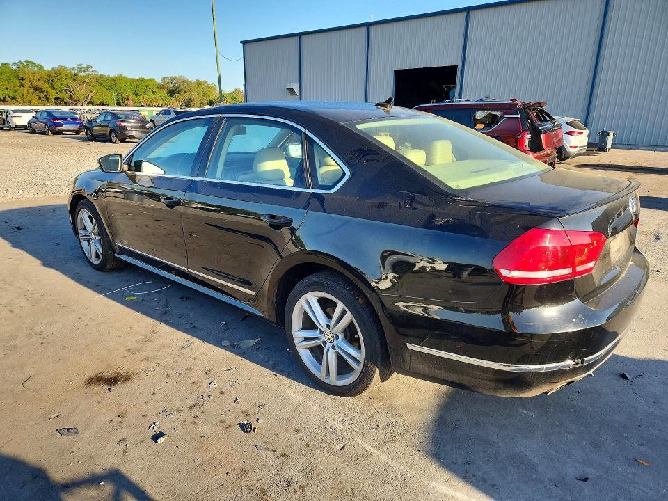2013 Volkswagen Passat sel