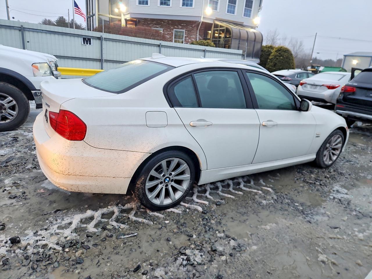 2011 BMW 328 xi Sulev