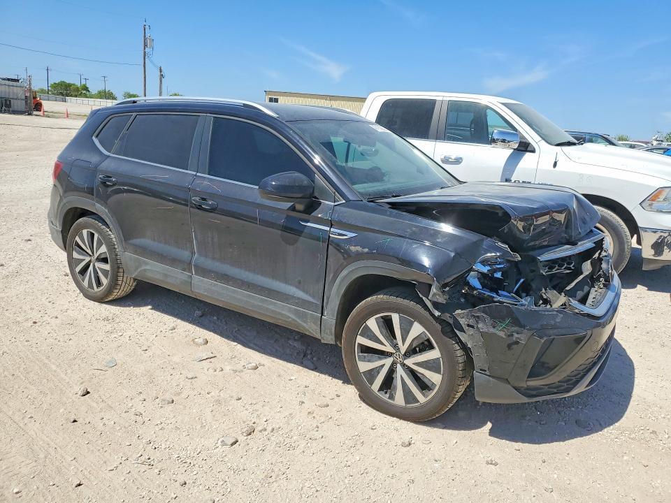 2022 Volkswagen Taos se