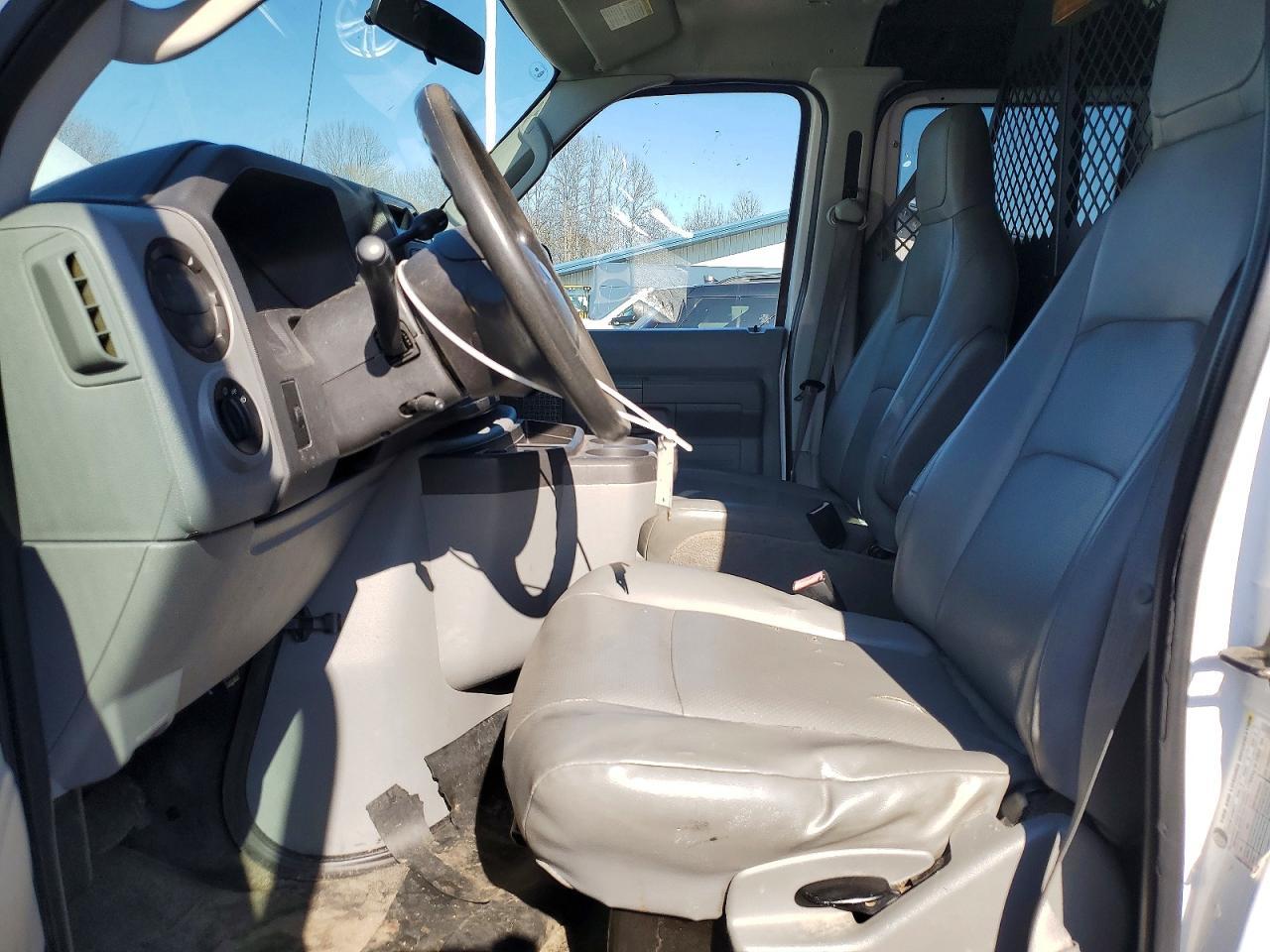 2012 Ford Econoline E350 Super Duty van