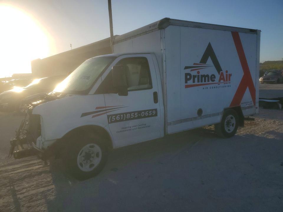 2012 GMC Savana Cutaway G3500