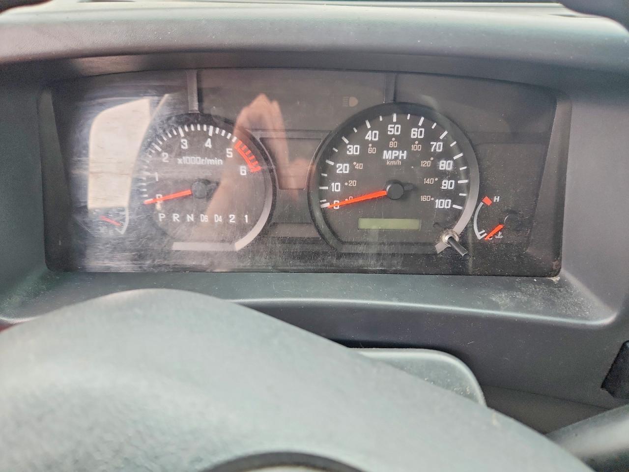 2015 Isuzu NPR HD Delivery Truck