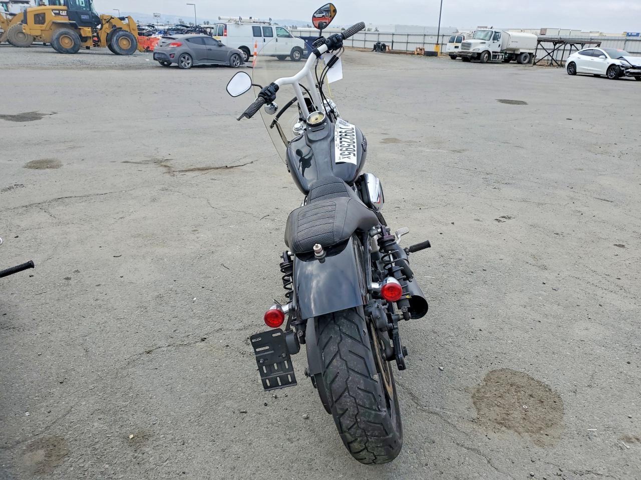 2011 Harley-Davidson Fxdb