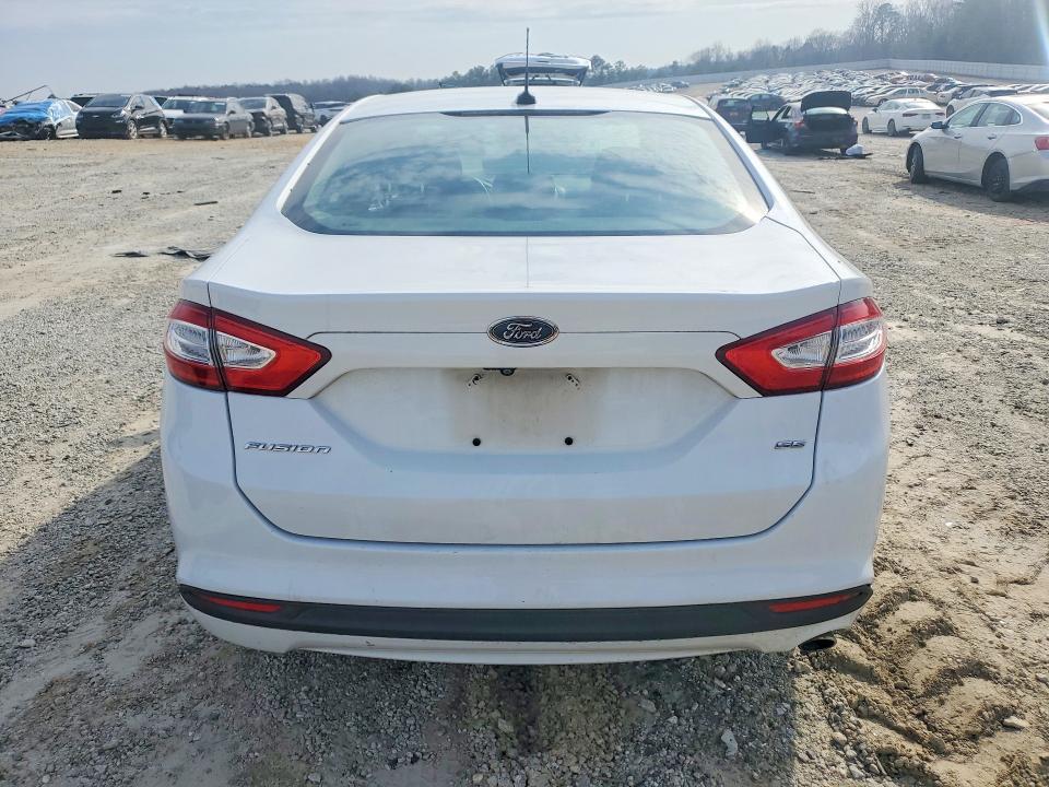 2015 Ford Fusion se