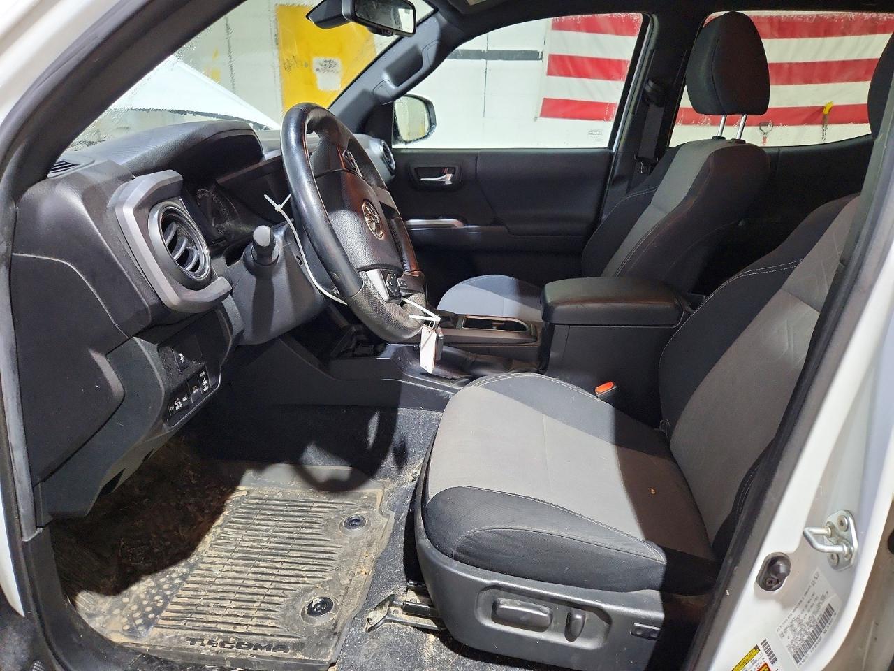 2022 Toyota Tacoma TRD OFF-Road