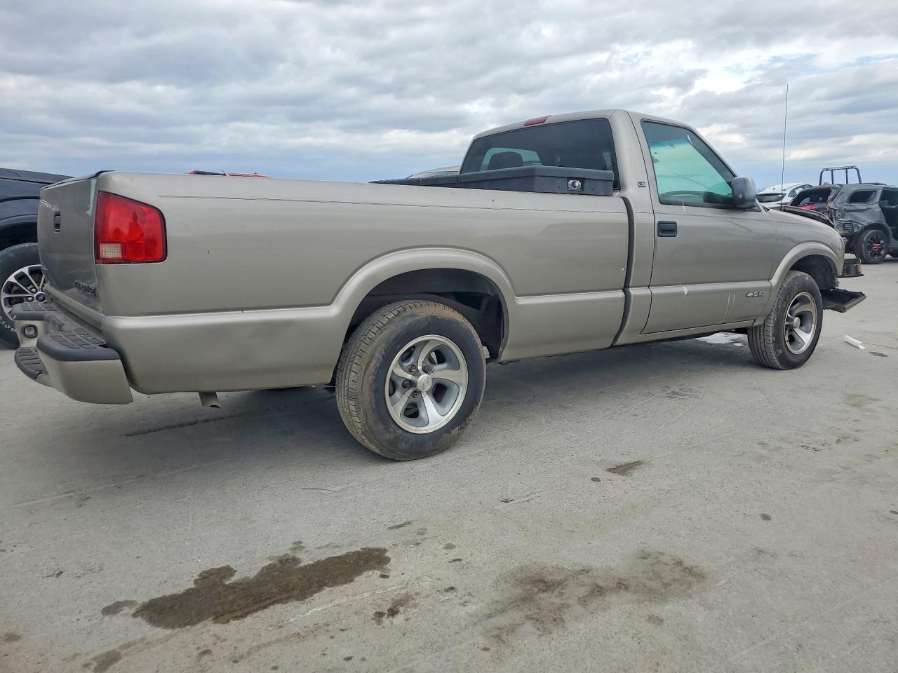2002 Chevrolet S Truck S10