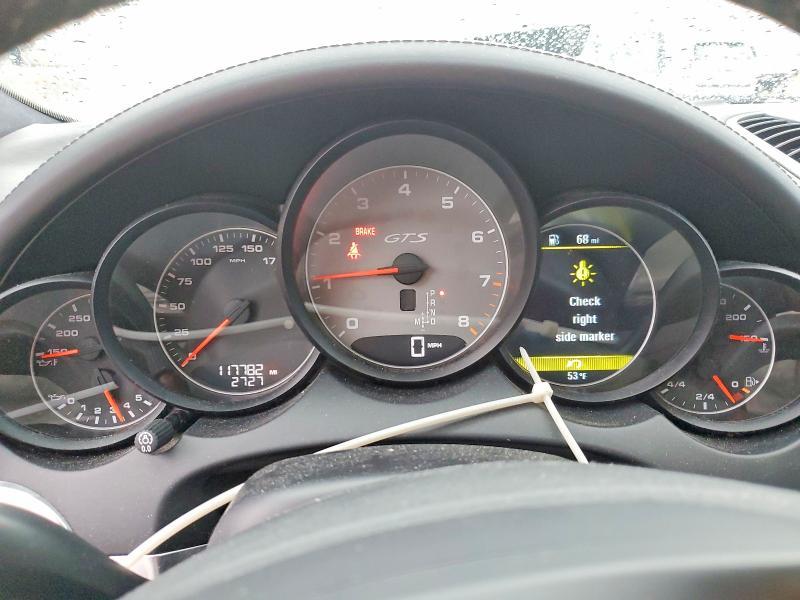 2013 Porsche Cayenne gts