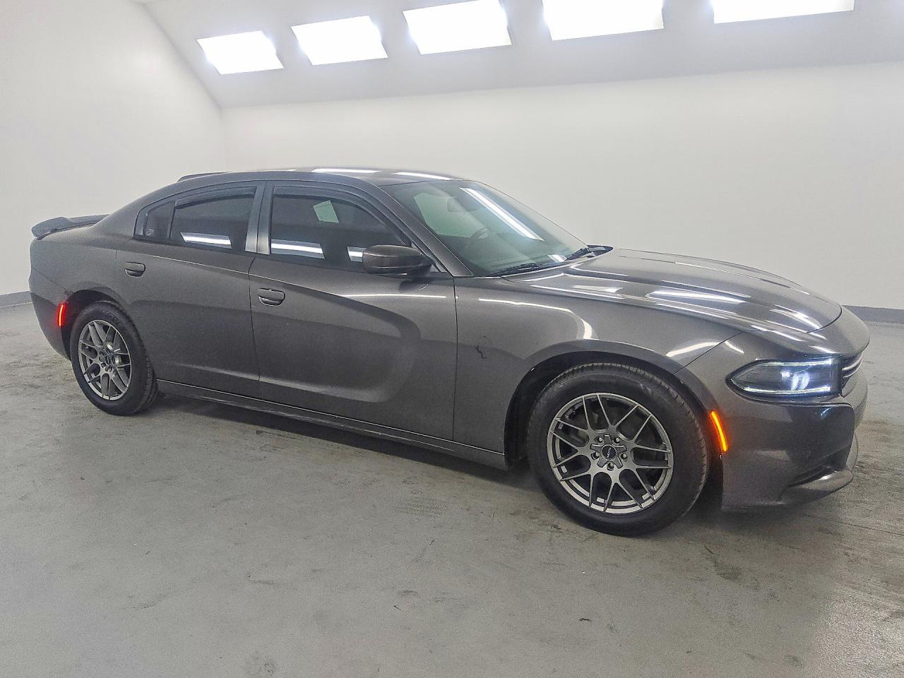 2016 Dodge Charger se