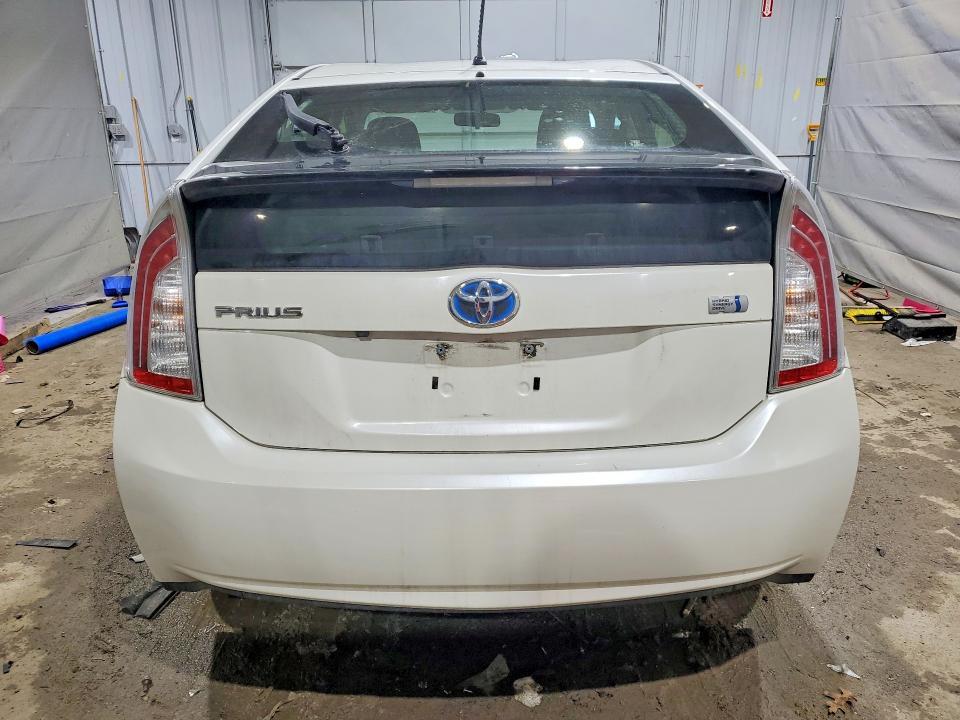 2015 Toyota Prius two