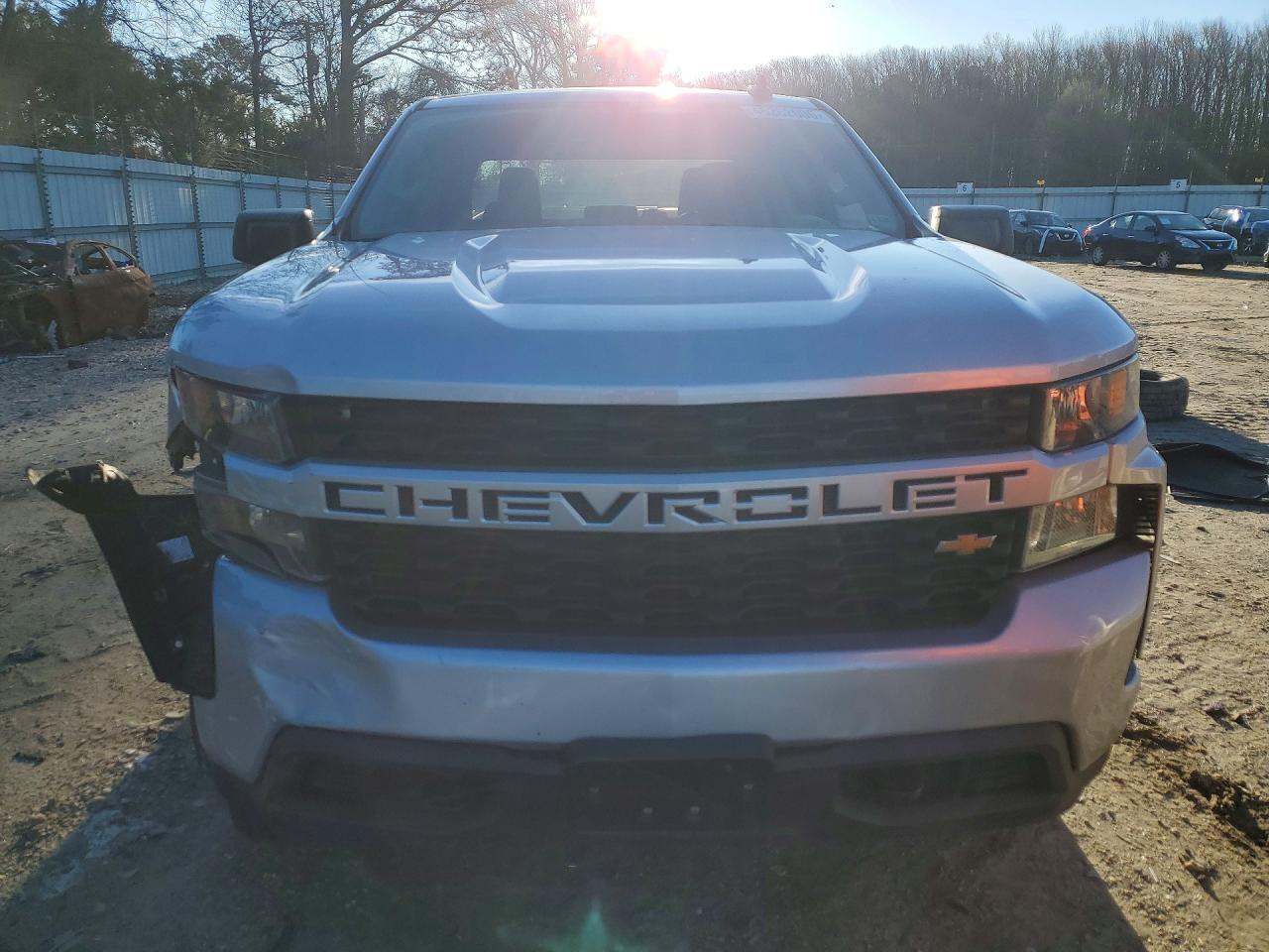 2020 Chevrolet Silverado K1500 Custom