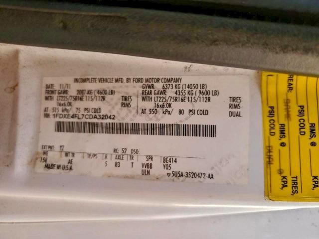 2012 Ford Econoline E450 Super Duty Cutaway Van