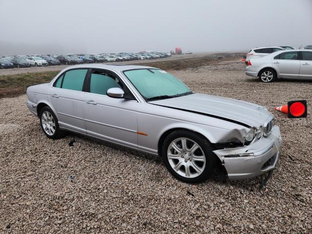 2004 Jaguar Vandenplas