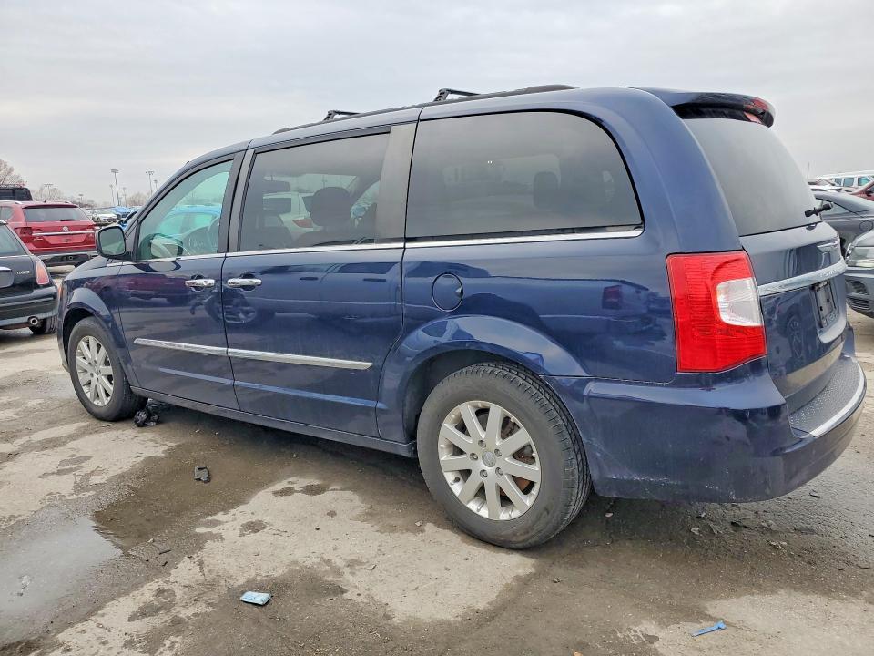 2015 Chrysler Town & Country Touring