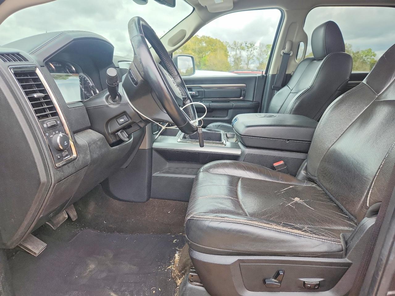 2015 Dodge RAM 1500 Sport