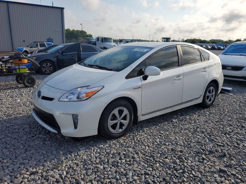 2014 Toyota Prius two