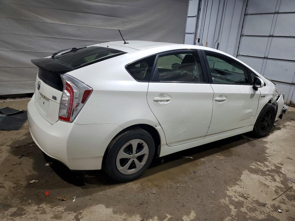 2015 Toyota Prius two