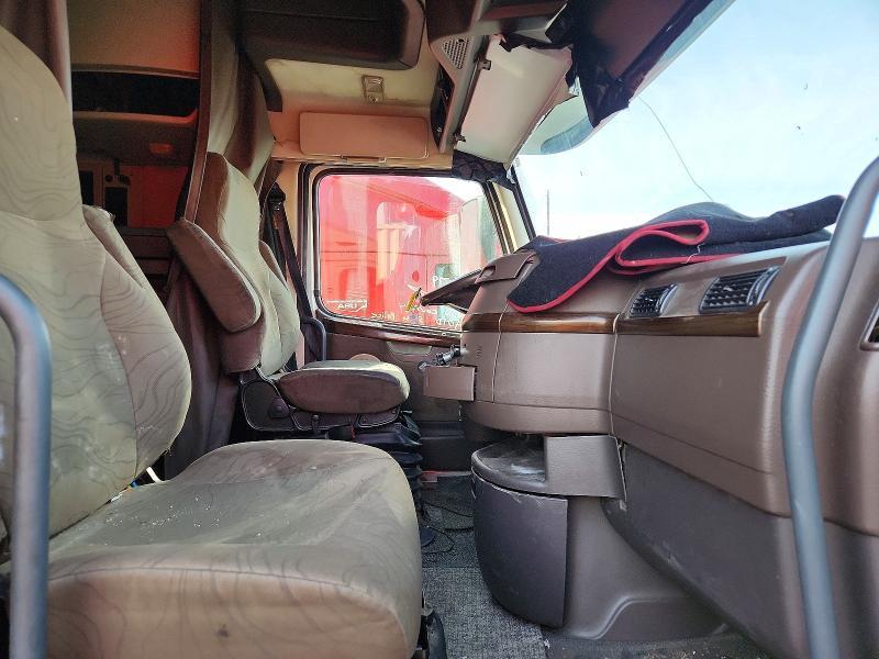 2016 Volv O VNL Semi Truck