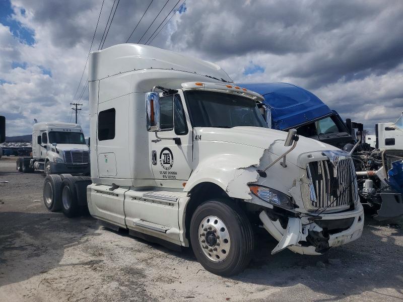 2014 International LF687 Semi Truck