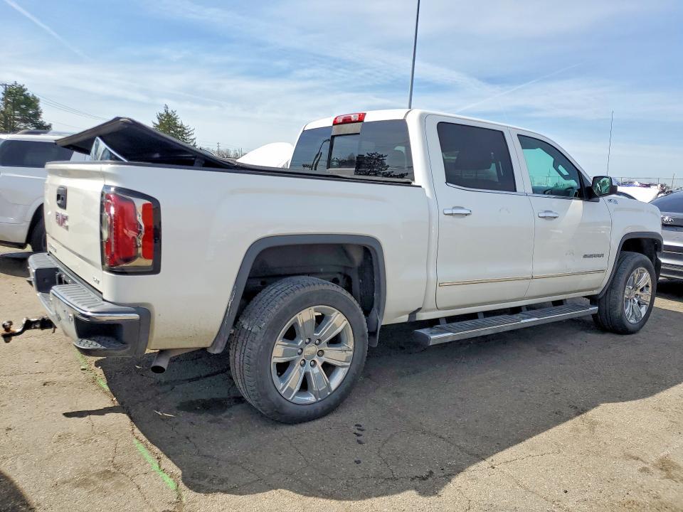 2018 GMC Sierra K1500 SLT