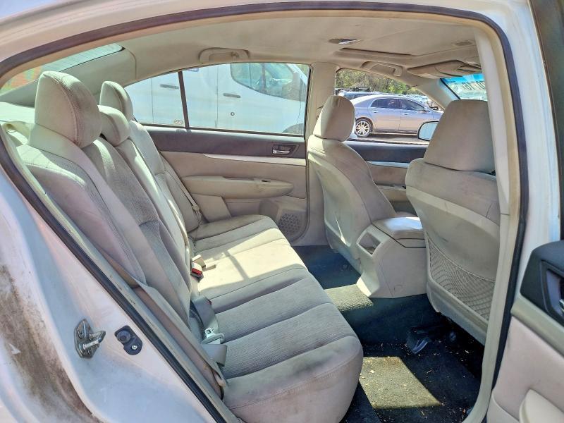 2013 Subaru Legacy 2.5i Premium