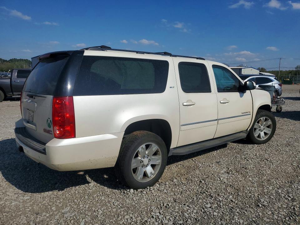 2011 GMC Yukon xl K1500 slt