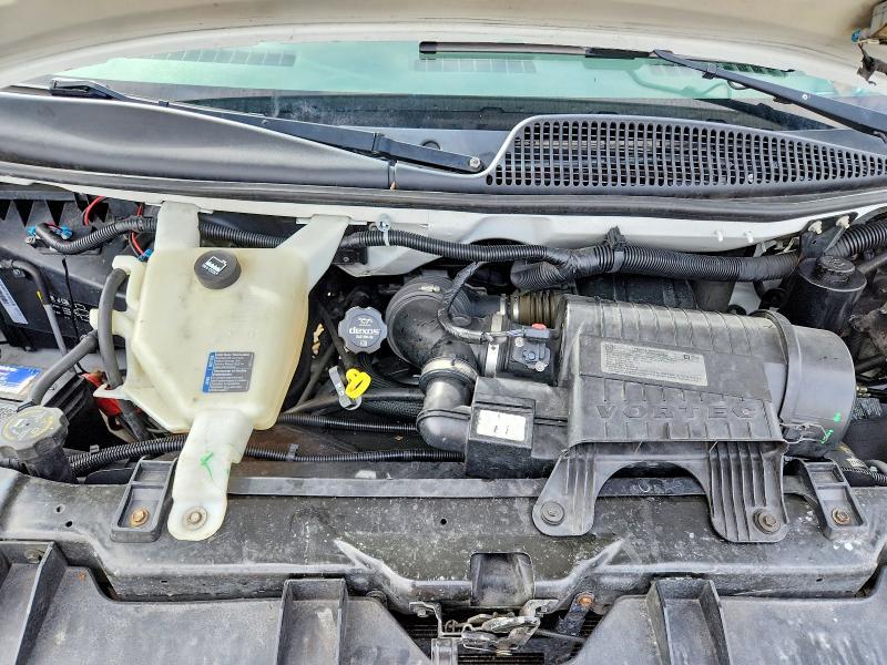 2016 Chev Rolet Express BOX Truck