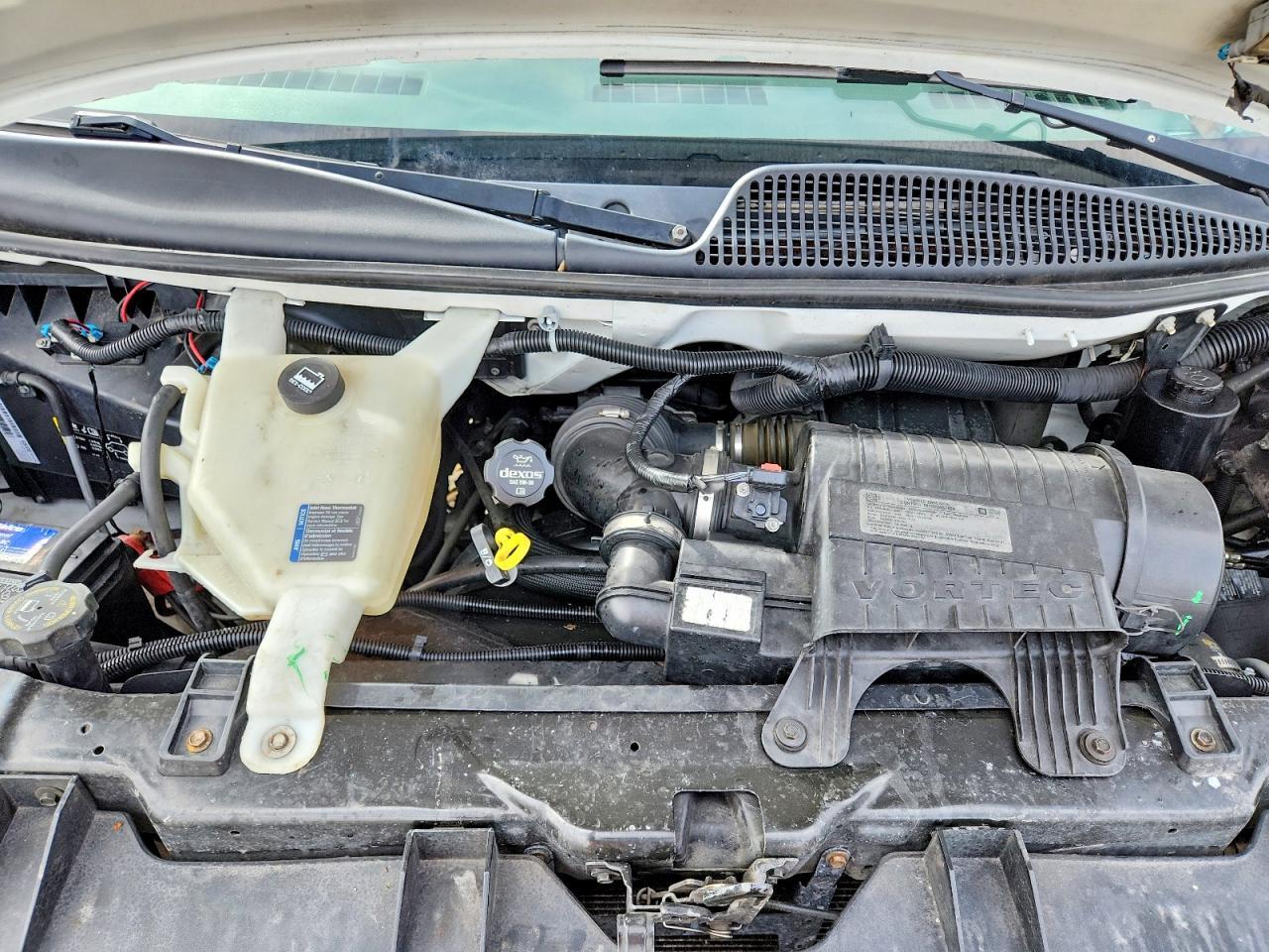 2016 Chev Rolet Express BOX Truck