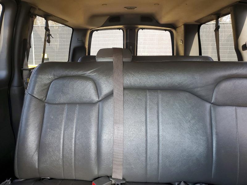 2017 Chevrolet Express G2500 ls