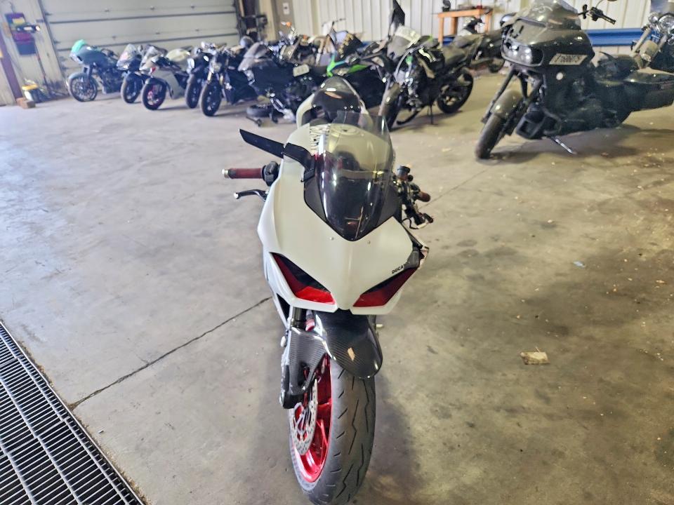 2021 Ducati Panigale V2