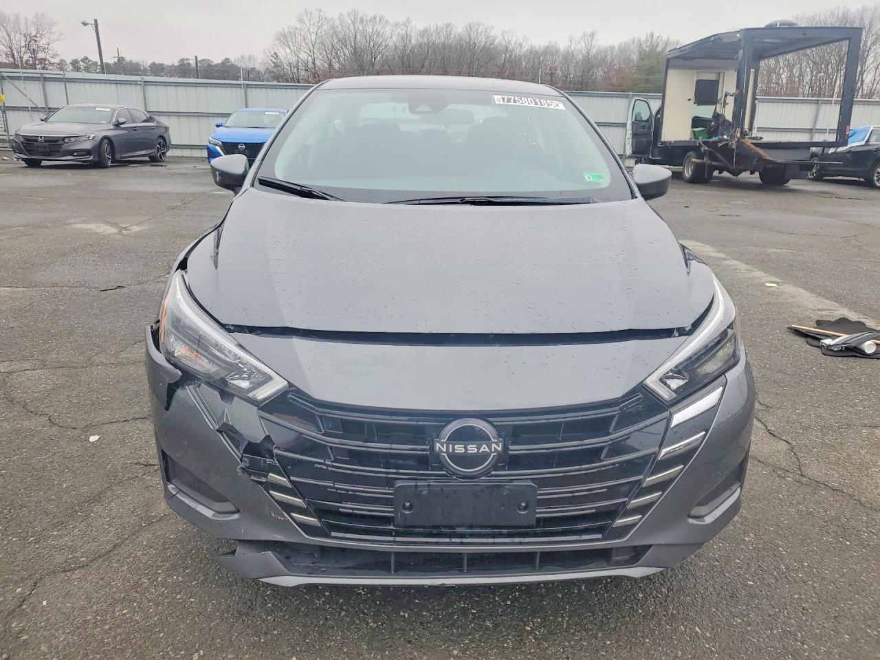 2025 Nissan Versa sv