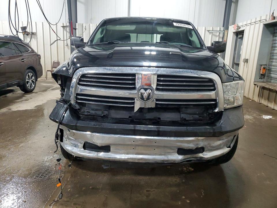 2015 Dodge RAM 1500 SLT