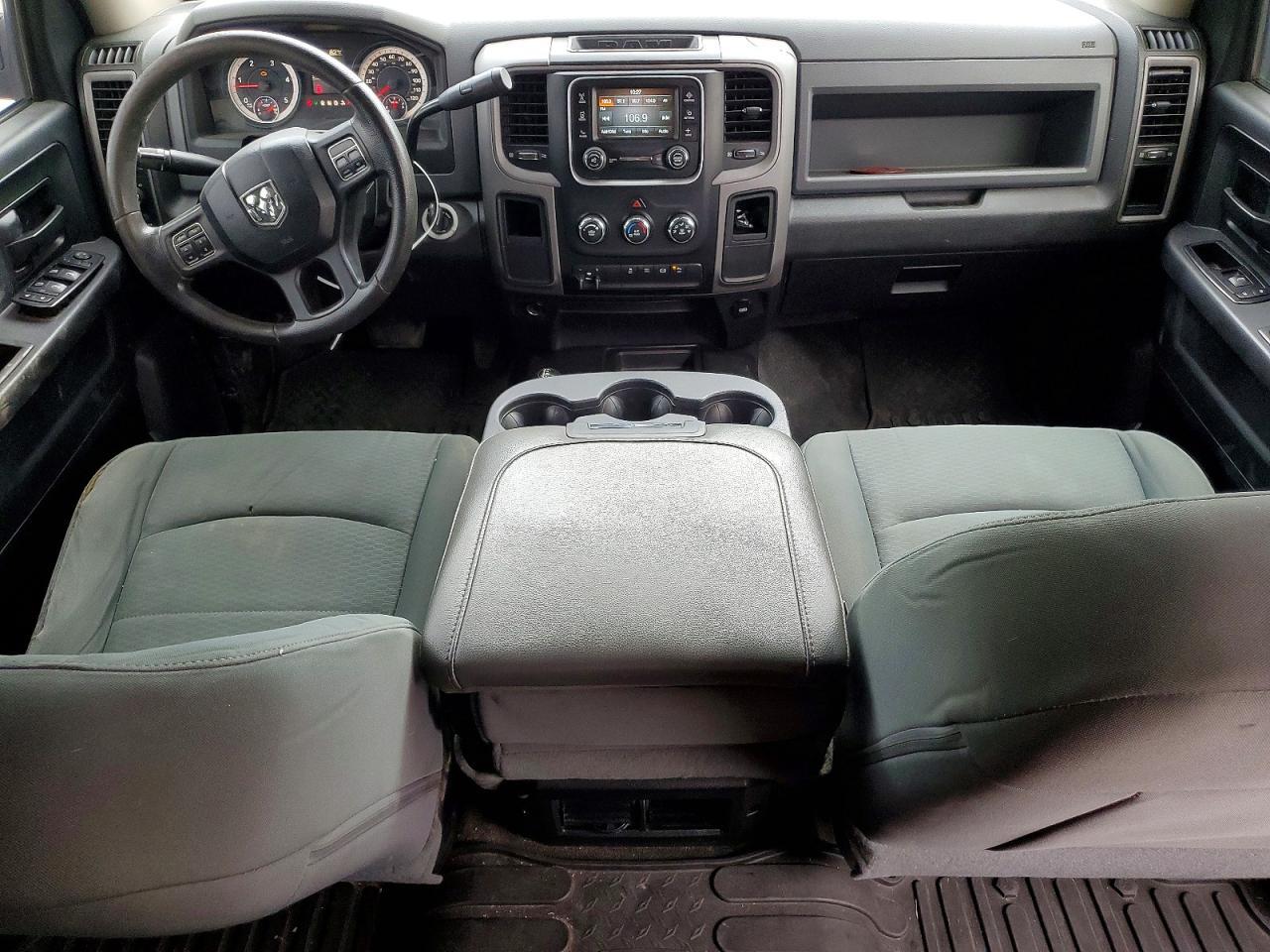 2014 Dodge RAM 2500 ST Flatbed Truck