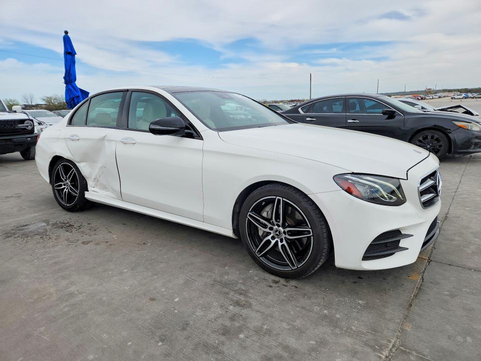 2019 Mercedes-Benz E 300