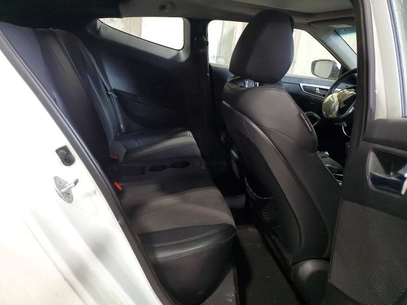 2013 Hyundai Veloster Base