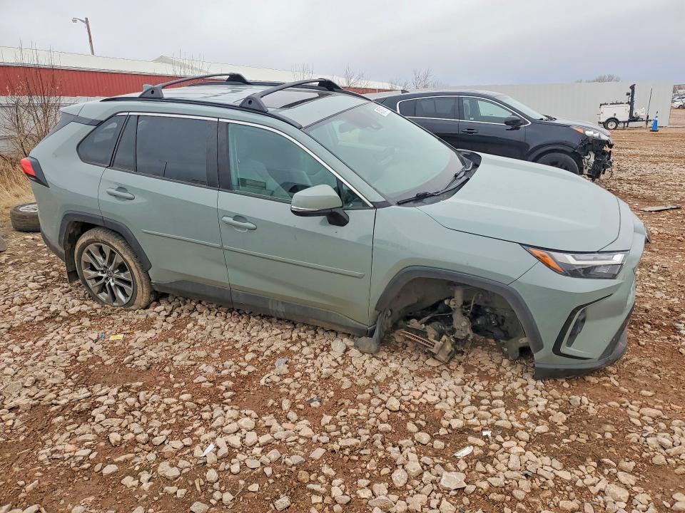 2022 Toyota Rav4 xle Premium