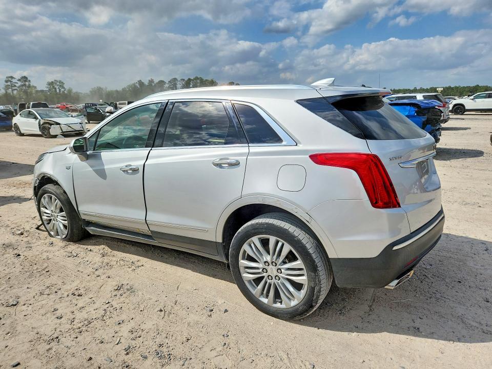 2018 Cadillac XT5 Premium Luxury