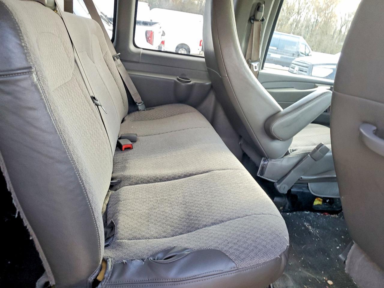 2014 Chevrolet Express G3500 LT